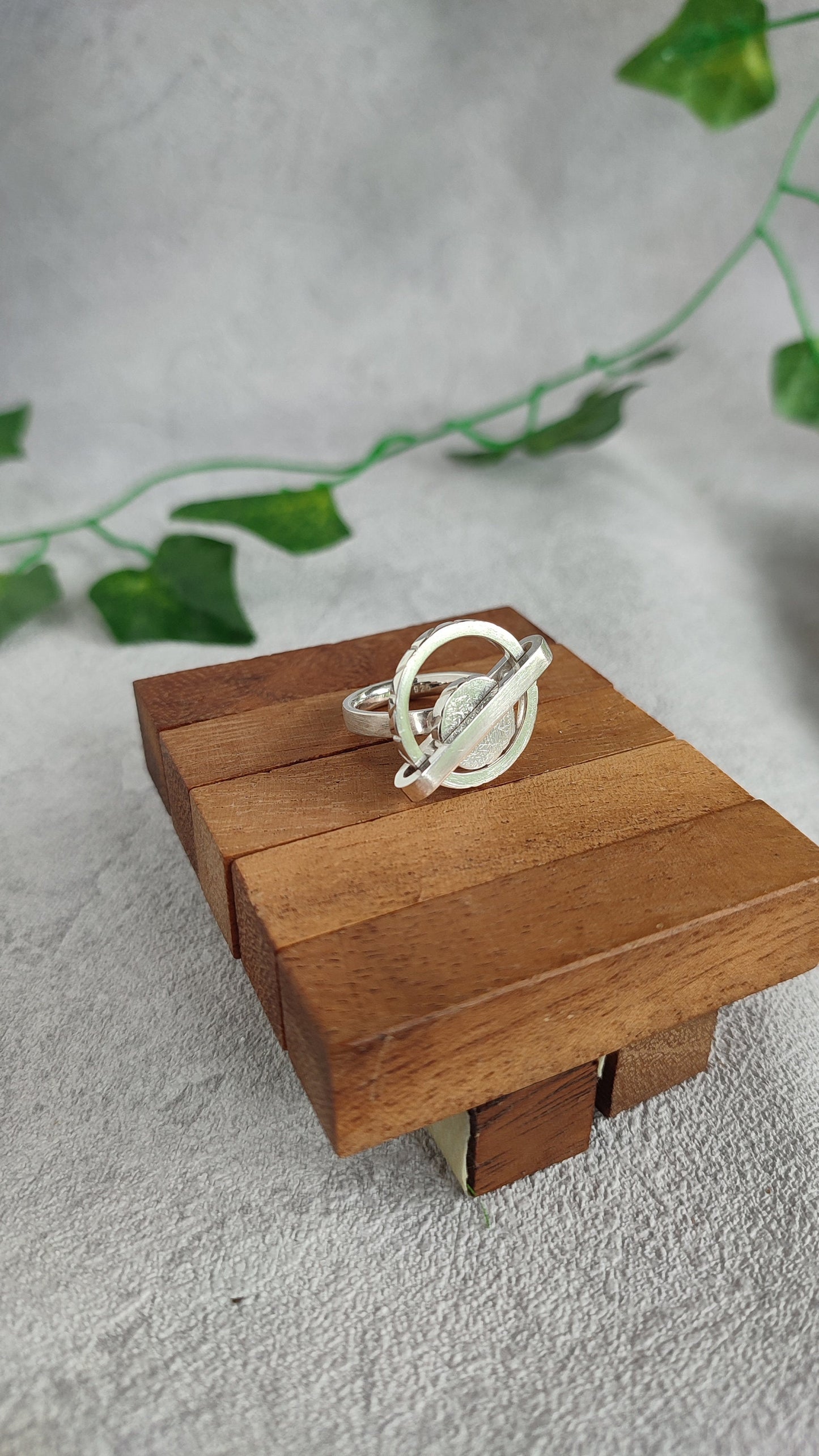 Fidget Ring - "Trapped"