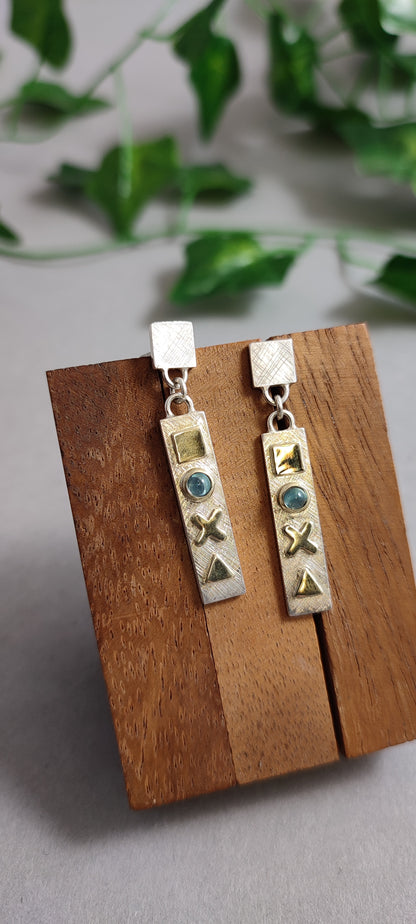 Gamer Earrings with Emerald and 14ct gold - "press continue"