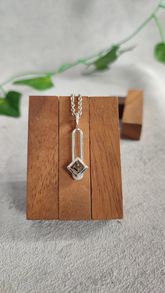 Sliding smoky quartz Pendant
