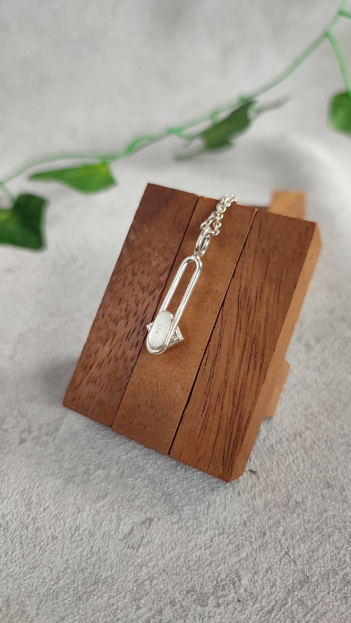 Sliding smoky quartz Pendant