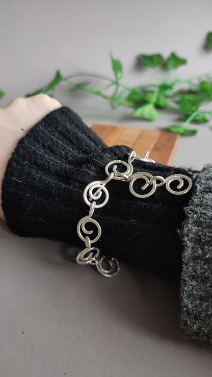 Hammered Silver Chain Bracelett