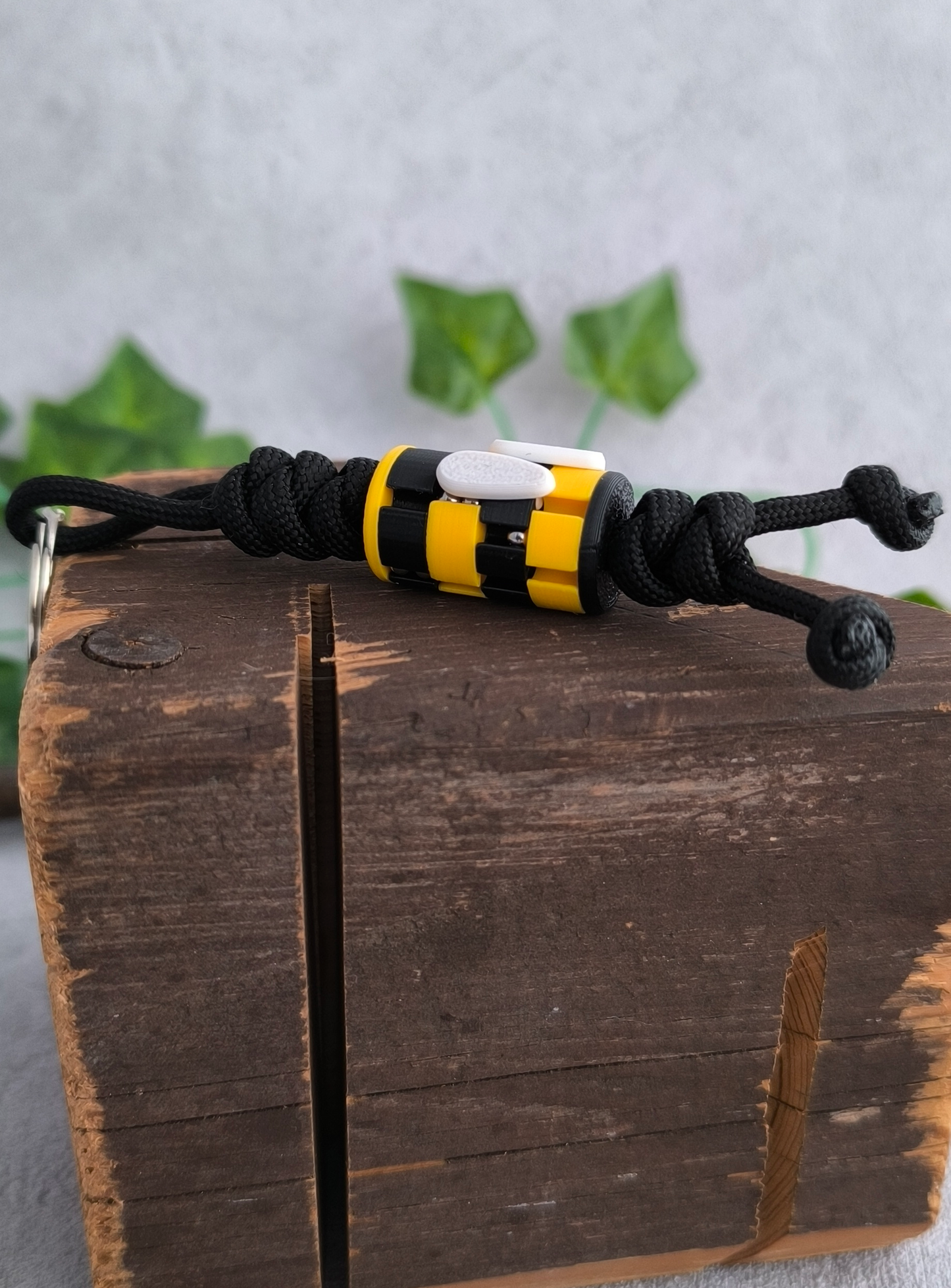 Bee keychain Fidget -Bead on a Lanyard