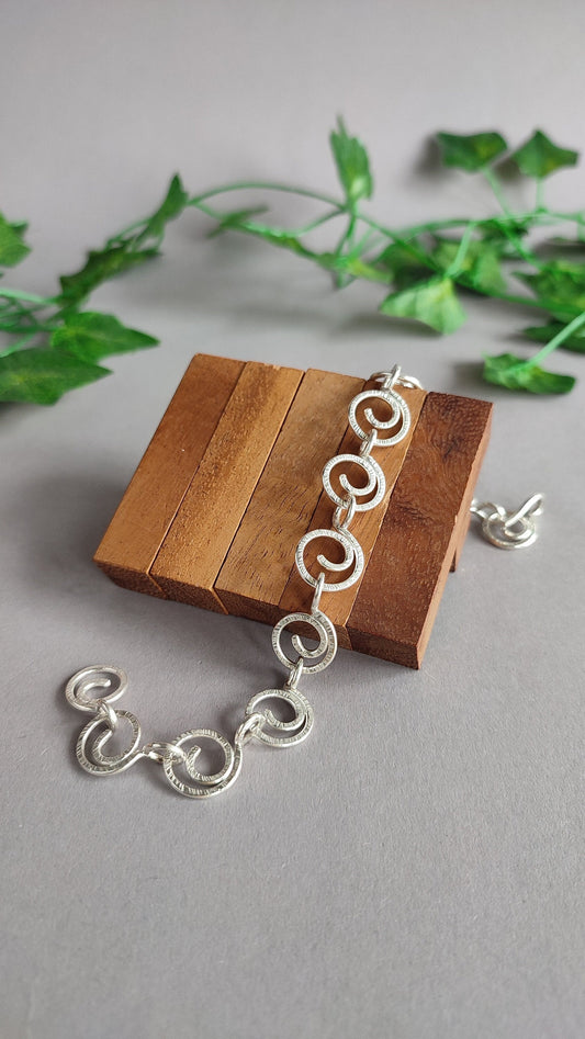 Hammered Silver Chain Bracelett